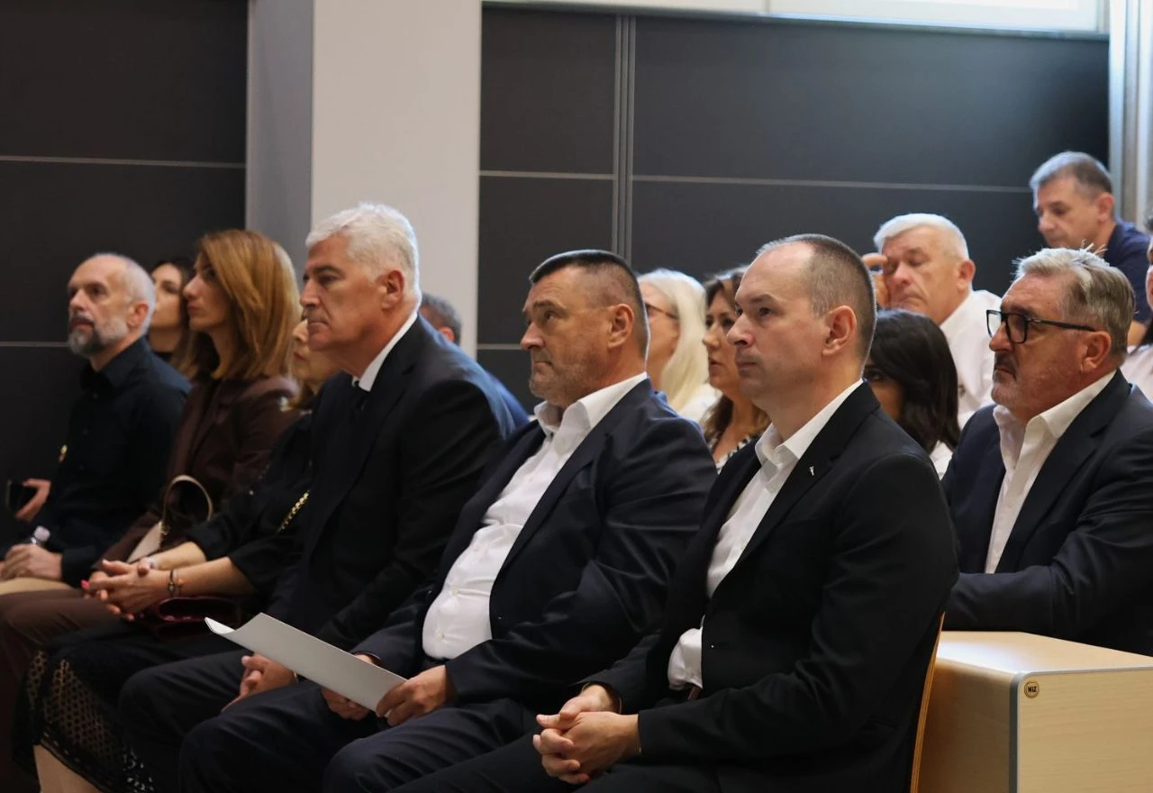 Mostar se oprostio od uglednog urologa dr. Davora Tomića