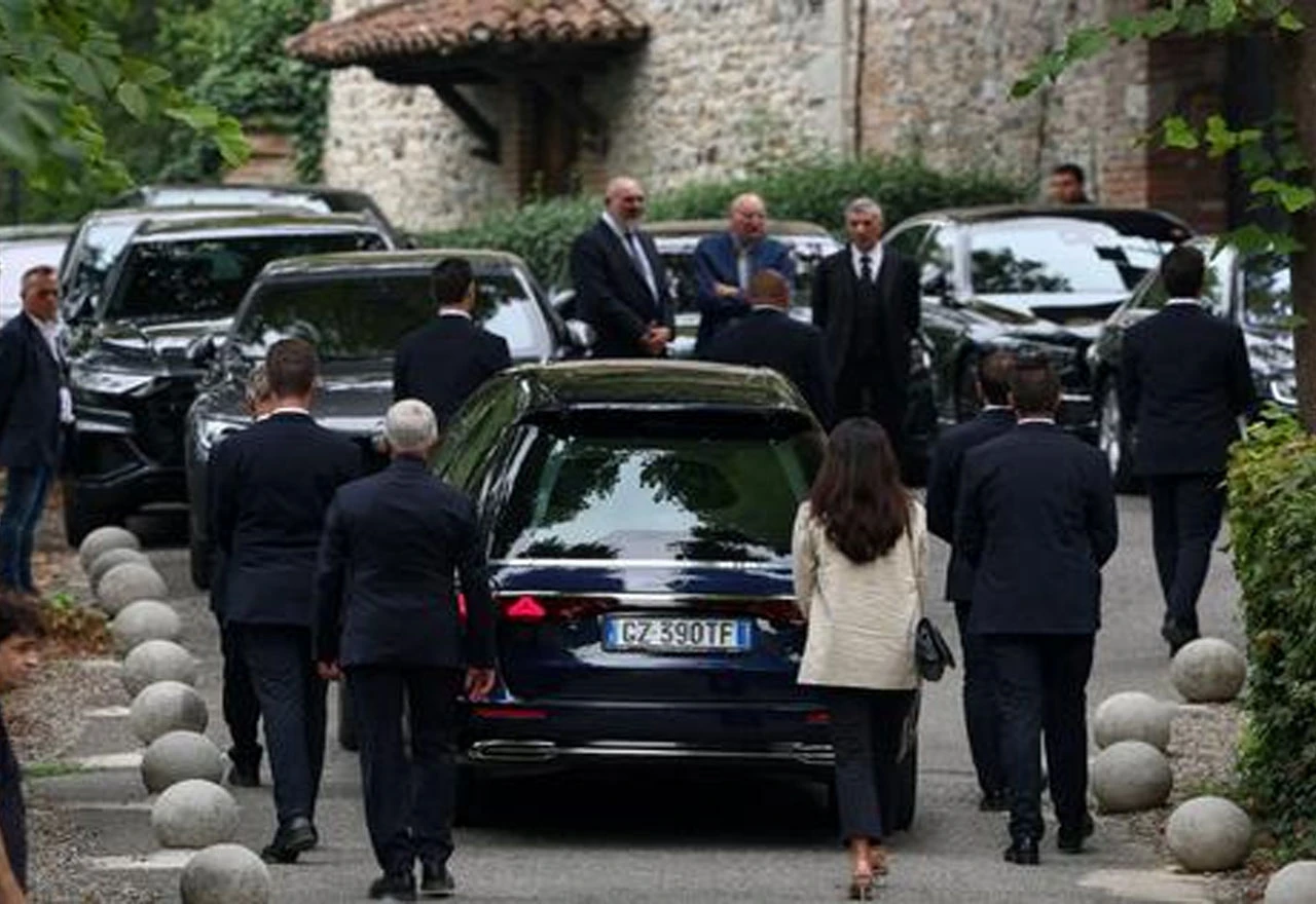 Posljednji ispraćaj Giorgia Armanija u rodnom selu Rivalta