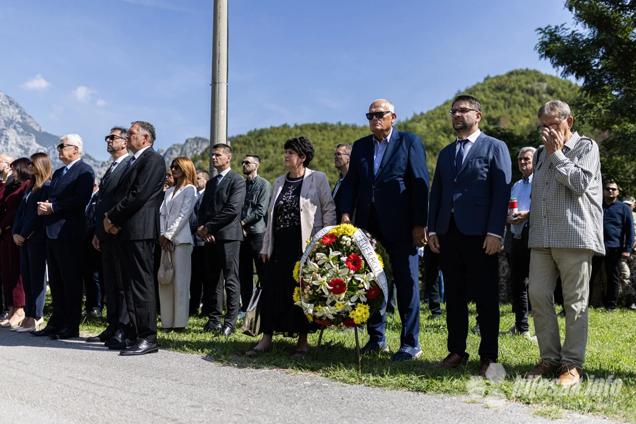 Obilježavanje 32. obljetnice zločina u Grabovici