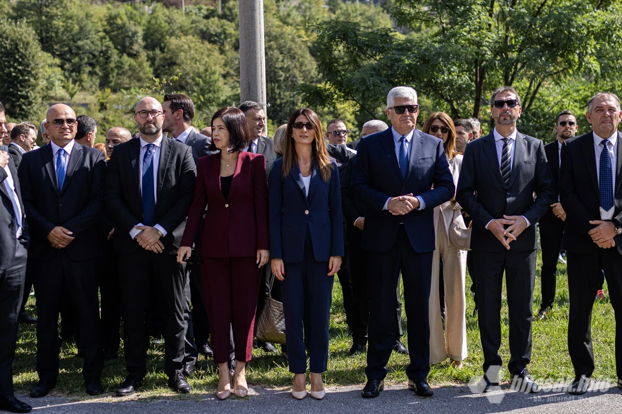 Obilježavanje 32. obljetnice zločina u Grabovici