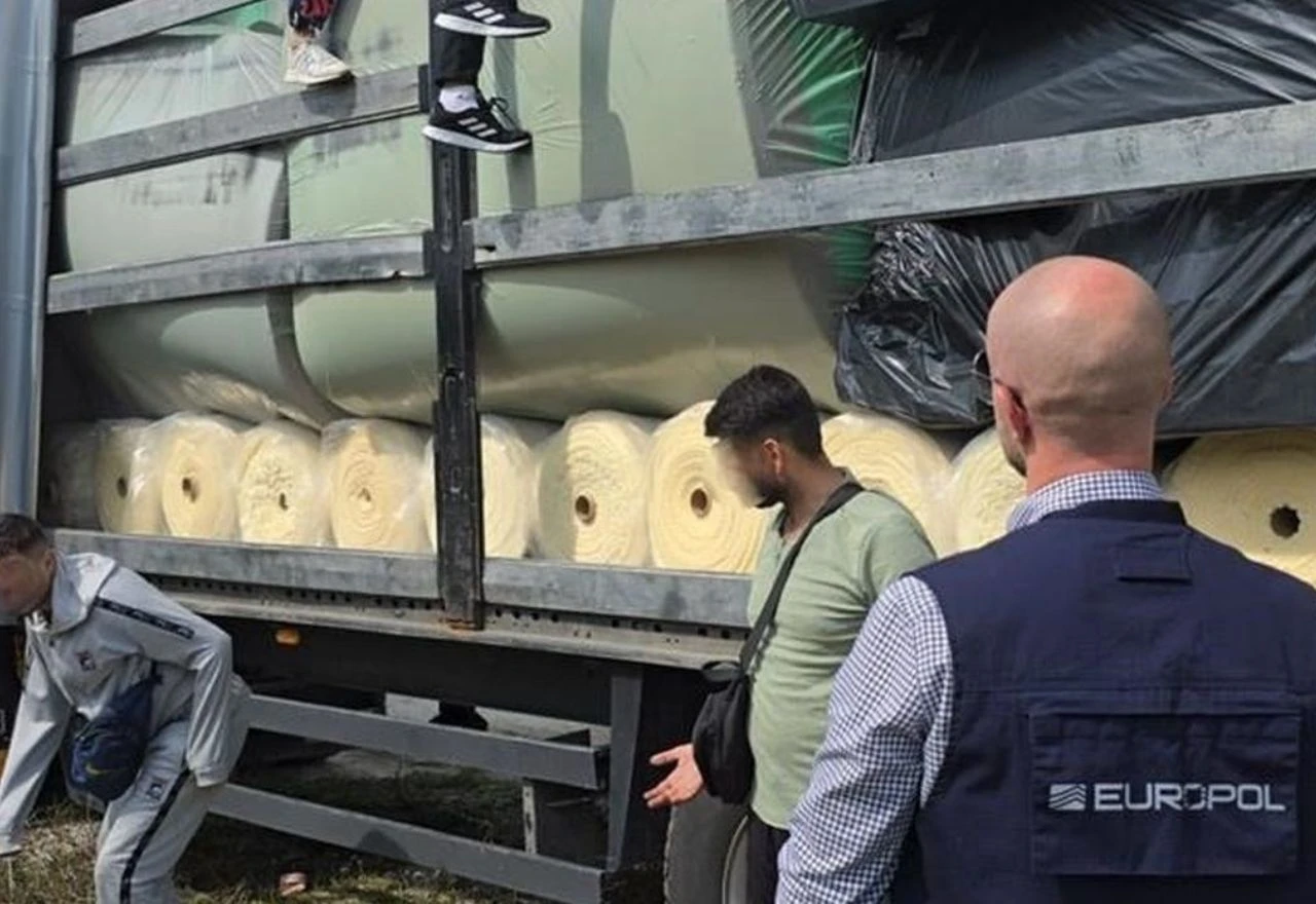 Srpski dvojac preko Hrvatske u smrtonosnim uvjetima vozio 6 migranata