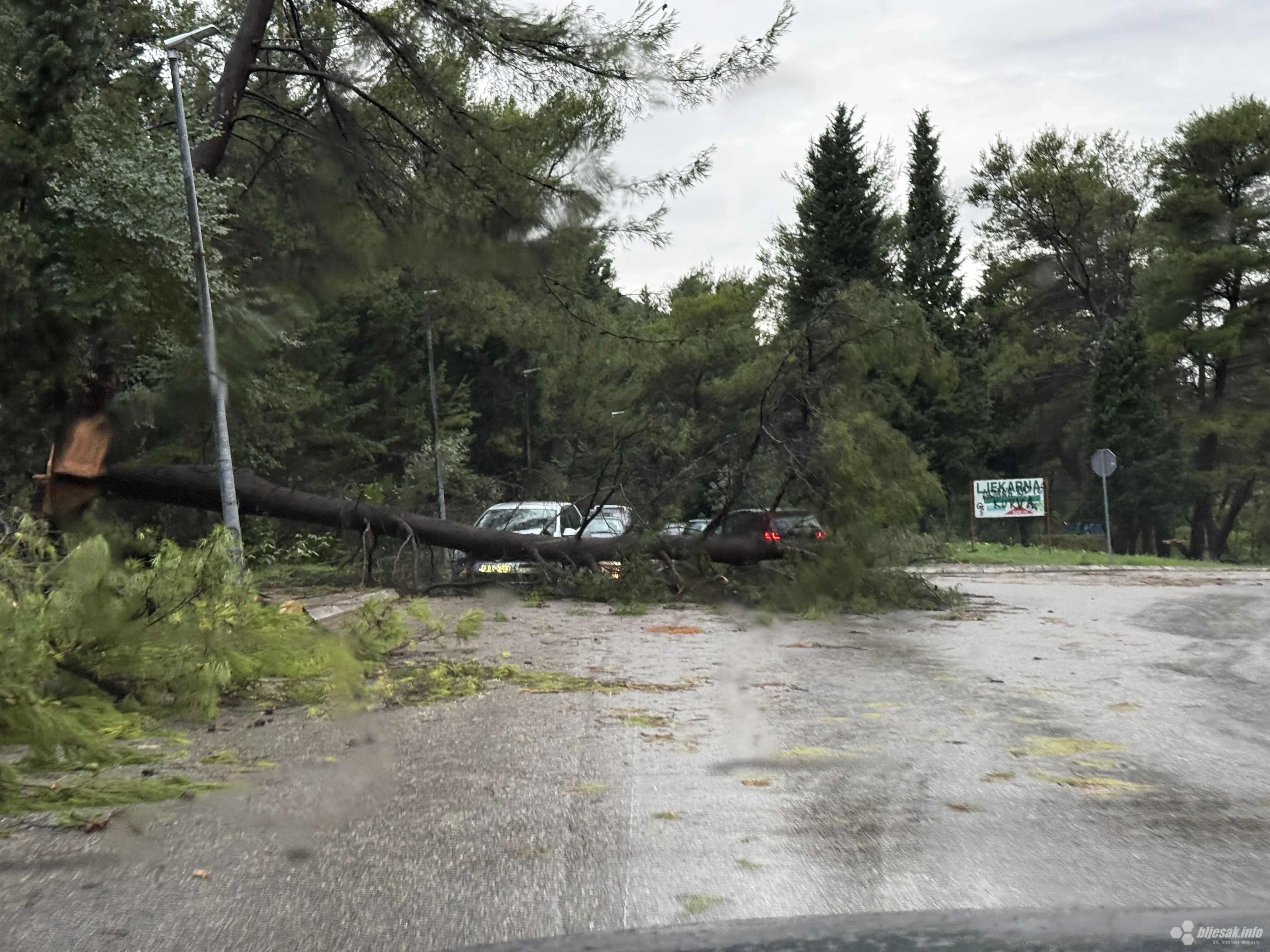 Mostar pod ruševinama nakon sinoćnjeg nevremena