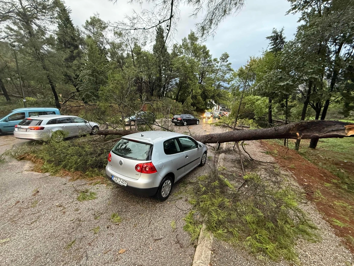 Zakrčene ulice prema SKB Mostar