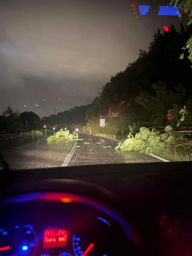 Loši uvjeti na cestama BiH: Otežan promet zbog nevremena