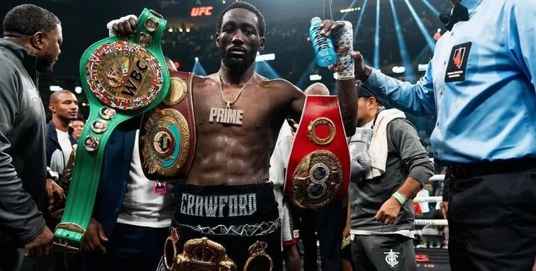 Crawford šokirao Alvareza i došao među najbolje svih vremena