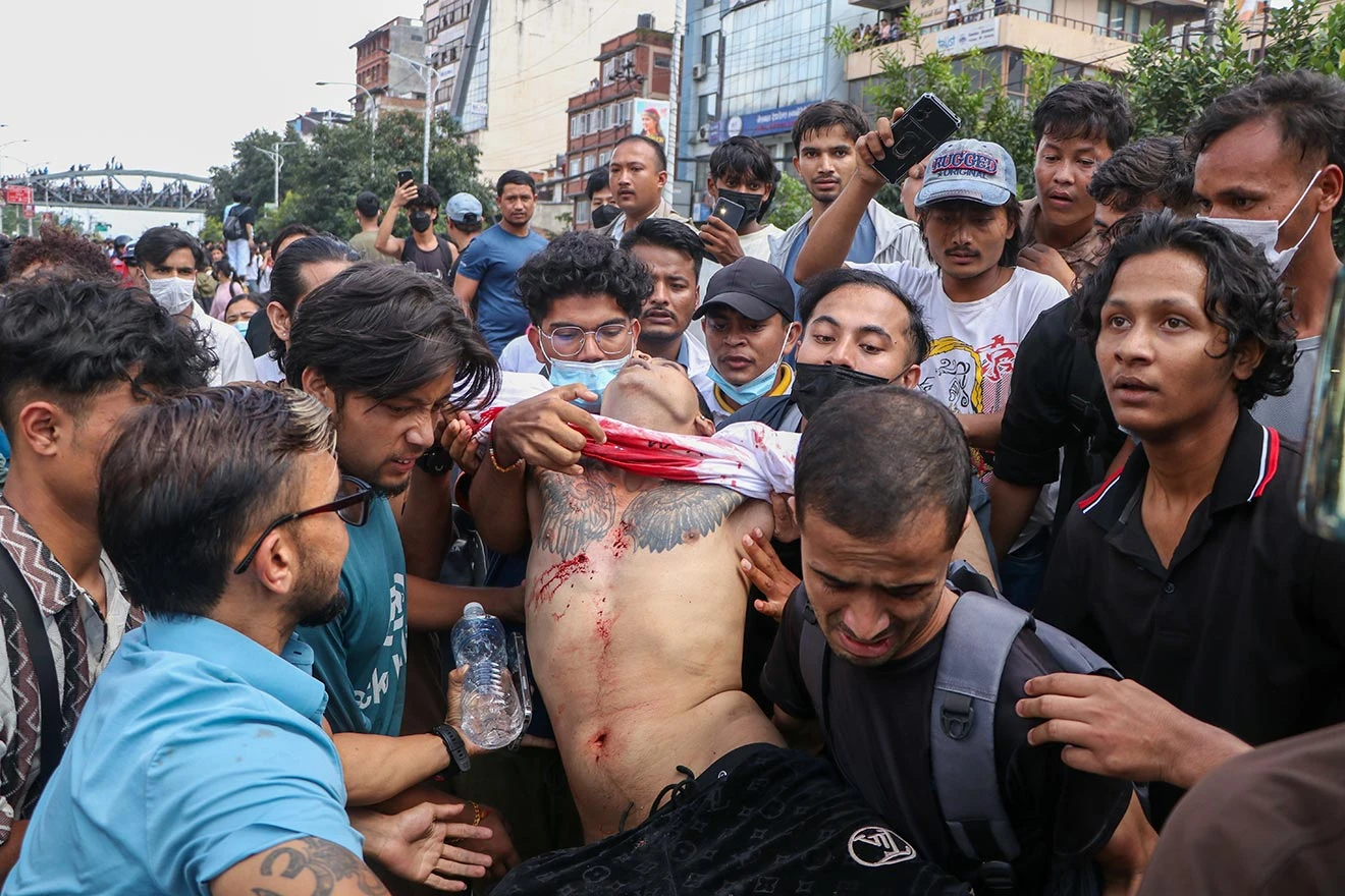 Neredi u Nepalu