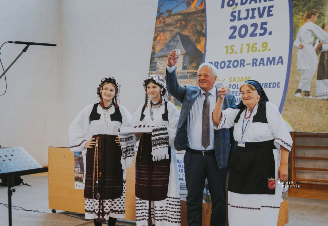 FOTO | Dani šljive u Prozoru: Sajam spojio tradiciju, poljoprivredu i turizam