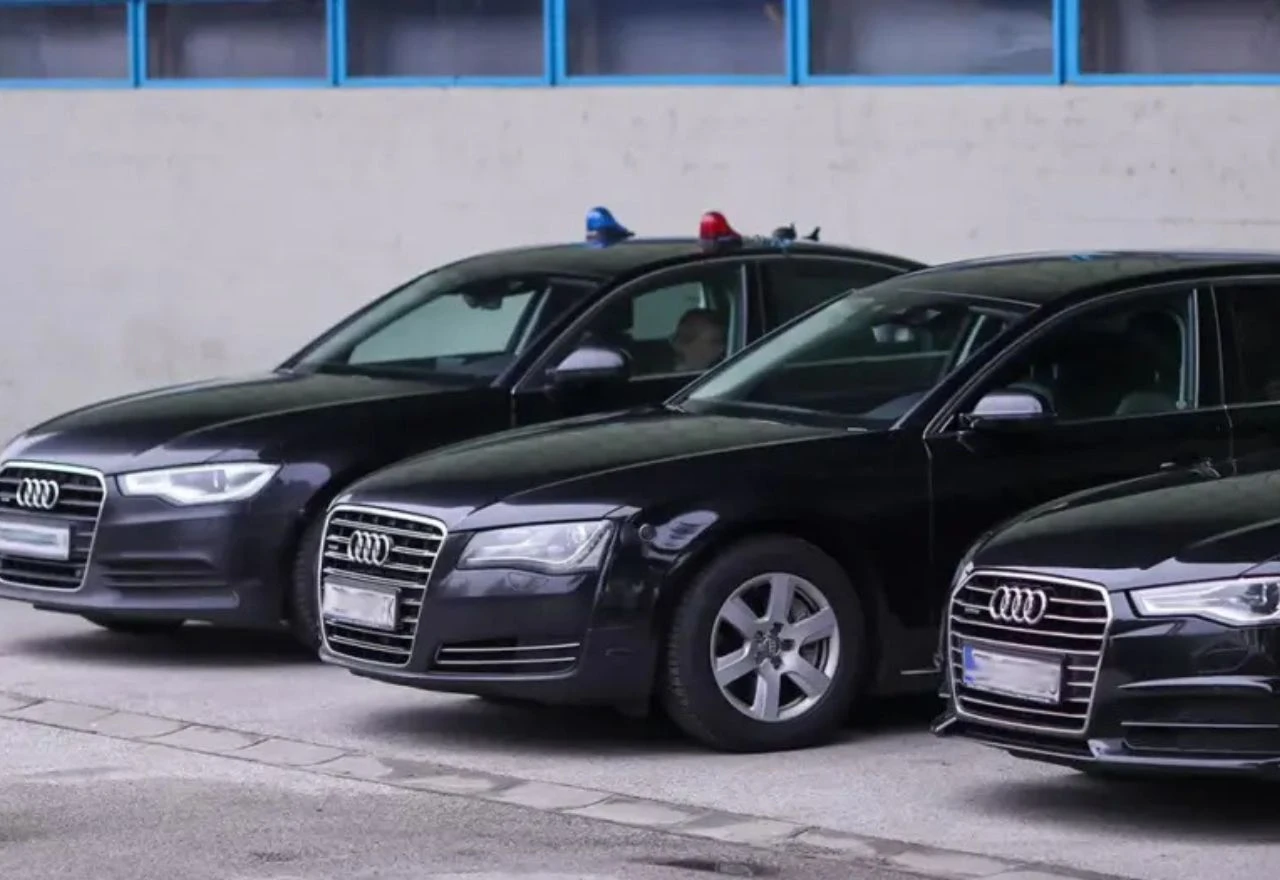 Vlada FBiH kupuje 30 novih limuzina vrijednih 2 milijuna KM, najskuplje idu potpredsjednicima
