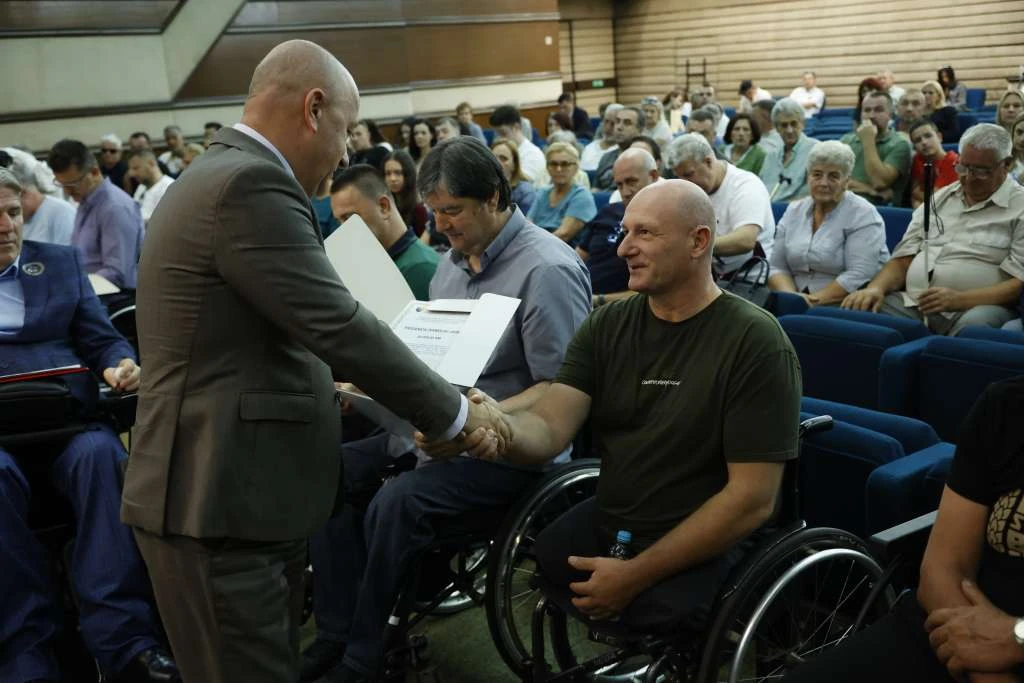 Ratnim vojnim invalidima u FBiH dodijeljeno 2,5 milijuna KM za kupnju vozila