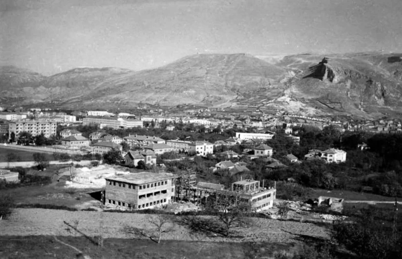 Duhanski institut Mostar u izgradnji 1956. godine