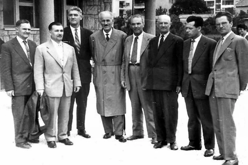 Vodeći ljudi Duhanskog instituta u Mostaru - : Stanko Markovina, Velimir Rožić, Branimir Majić, Pero Ivanović, Safet Efendić, Ambroz Kapor, Ivo Delač, Mirko Odić