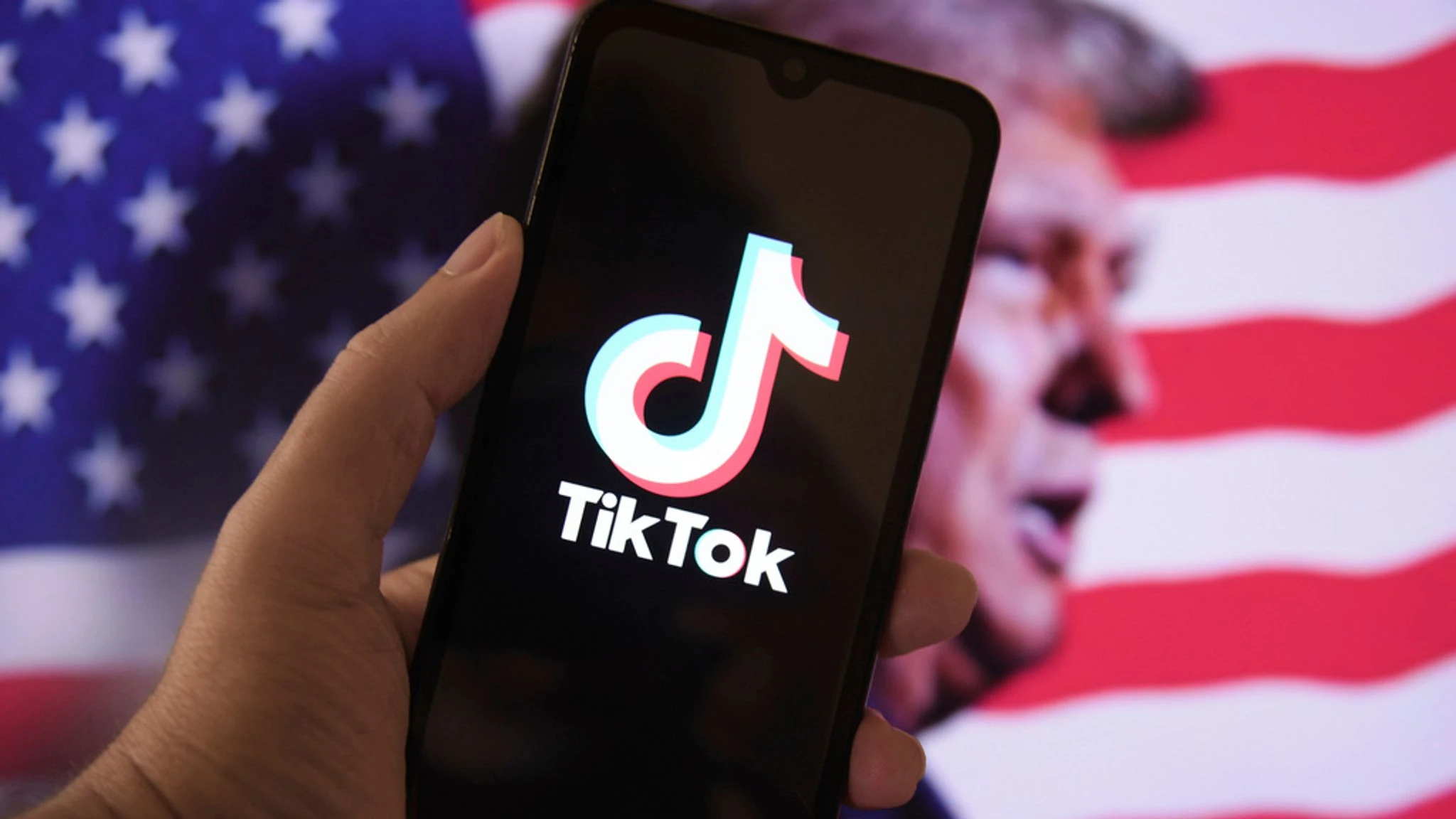 Trump postigao dogovor s Kinom: TikTok ostaje u SAD-u