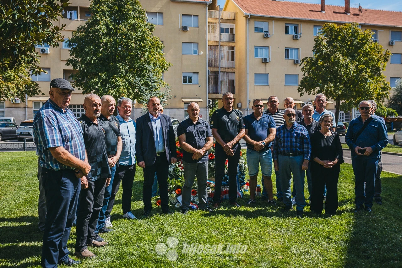 U Mostaru obilježena 32. obljetnica pogibije osmorice pripadnika HVO-a Livno