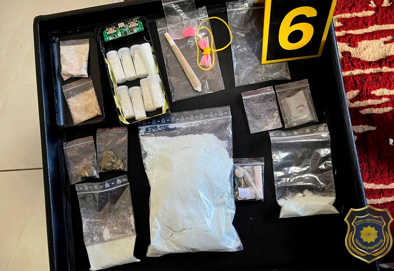 Pronađena opojna droga i rijetko dostupni Crystal meth