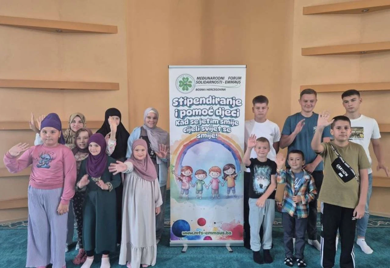 Stipendije za 3.000 djece bez roditelja širom Bosne i Hercegovine