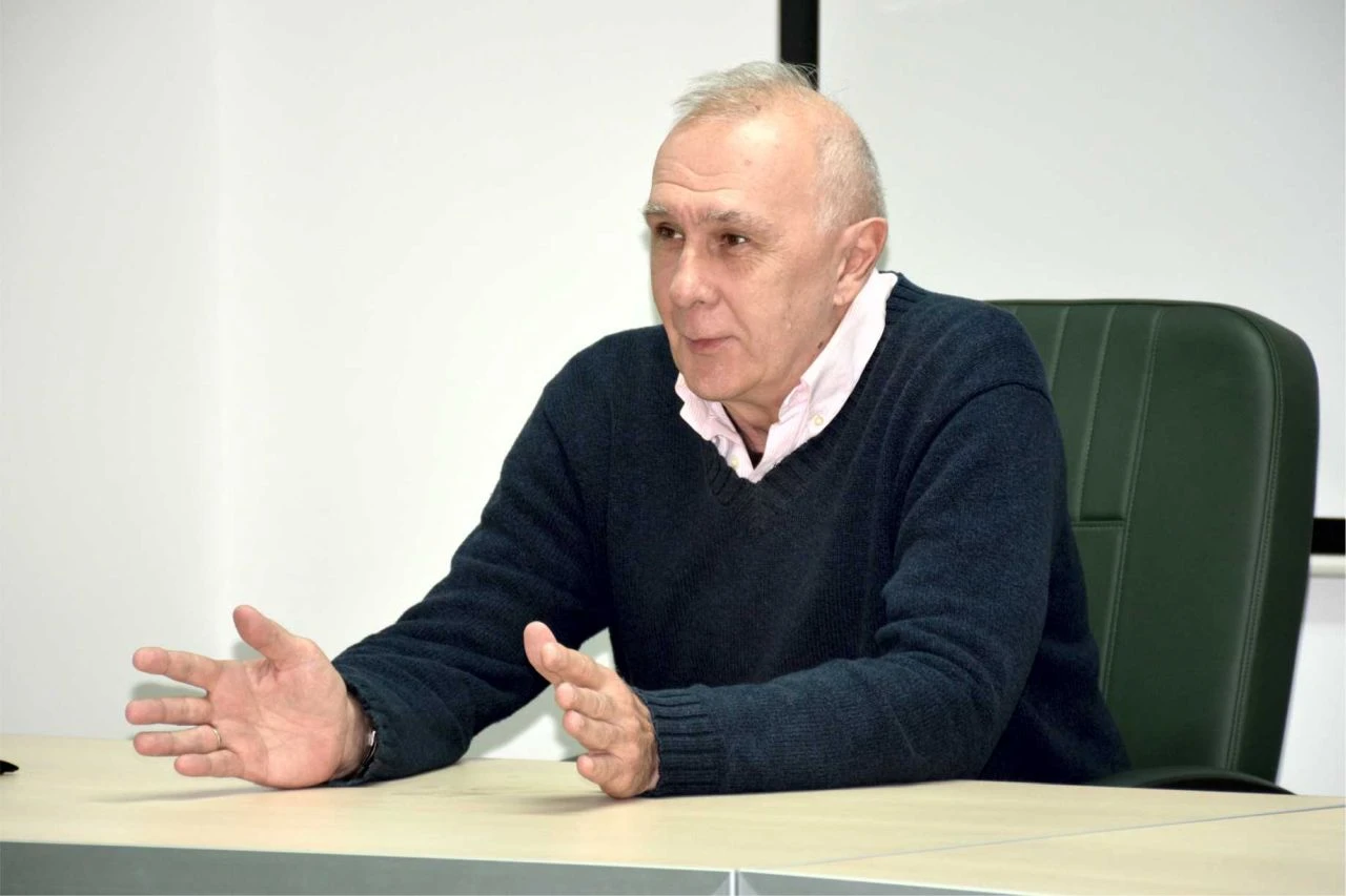 U Beogradu preminuo poznati sportski novinar Aleksandar Ostojić
