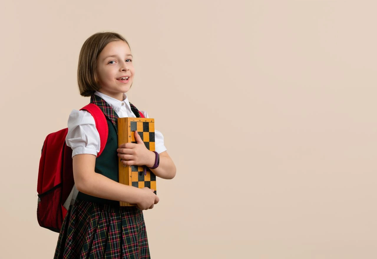 Roditelji bijesni: Meta koristila fotografije djevojčica u uniformama za reklamu platforme