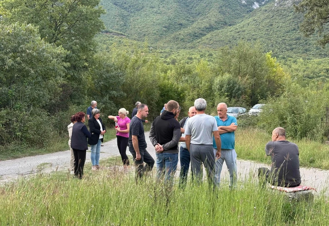 Bunt u Kutima: Životom ćemo braniti ovu parcelu