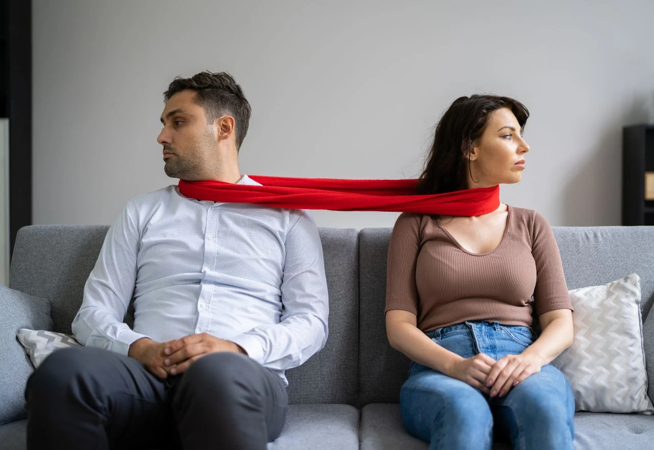 Znakovi da se u vezi dajete previše i kako to prepoznati