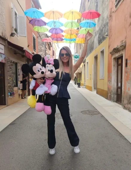 Minea dobila odbijenicu na Hype televiziji te se oglasila na društvenim mrežama