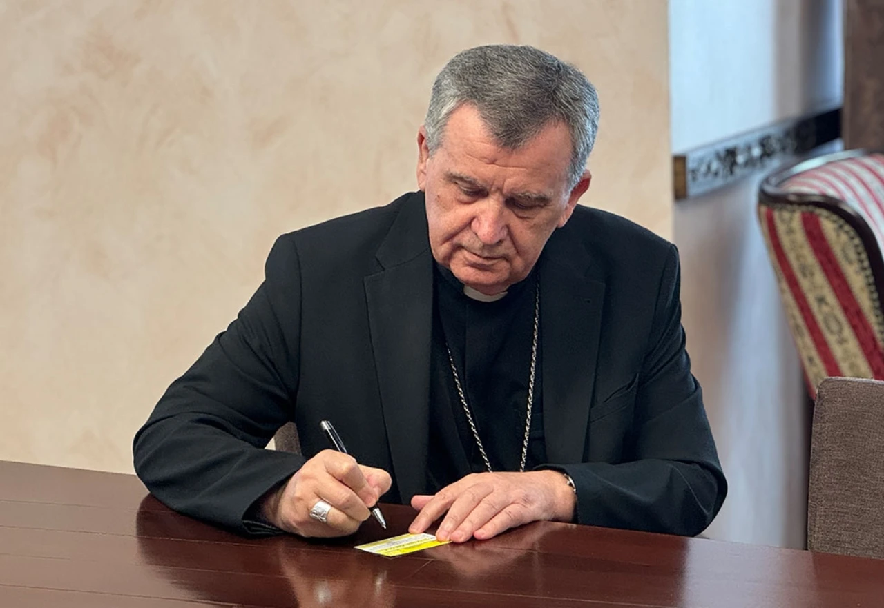 Vrhbosanski nadbiskup Vukšić potpisao donorsku karticu