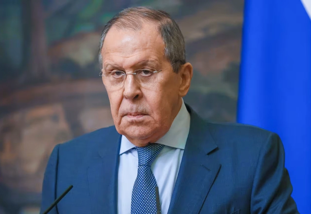 Lavrov upozorio NATO: Svaka agresija na Rusiju naići će na odlučan odgovor