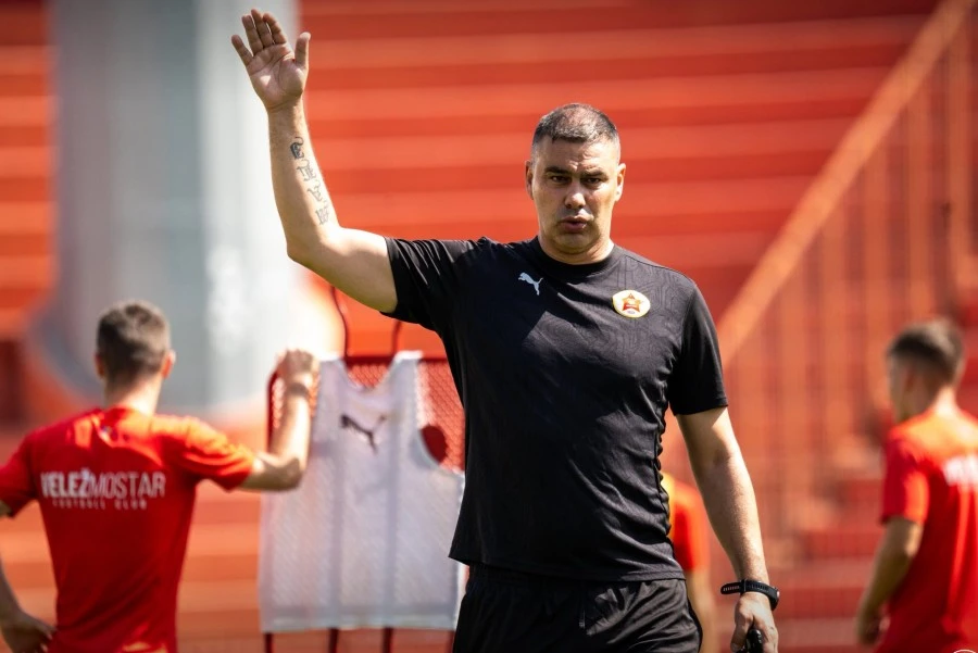Goran Sablić ponudio ostavku nakon poraza Veleža u derbiju?