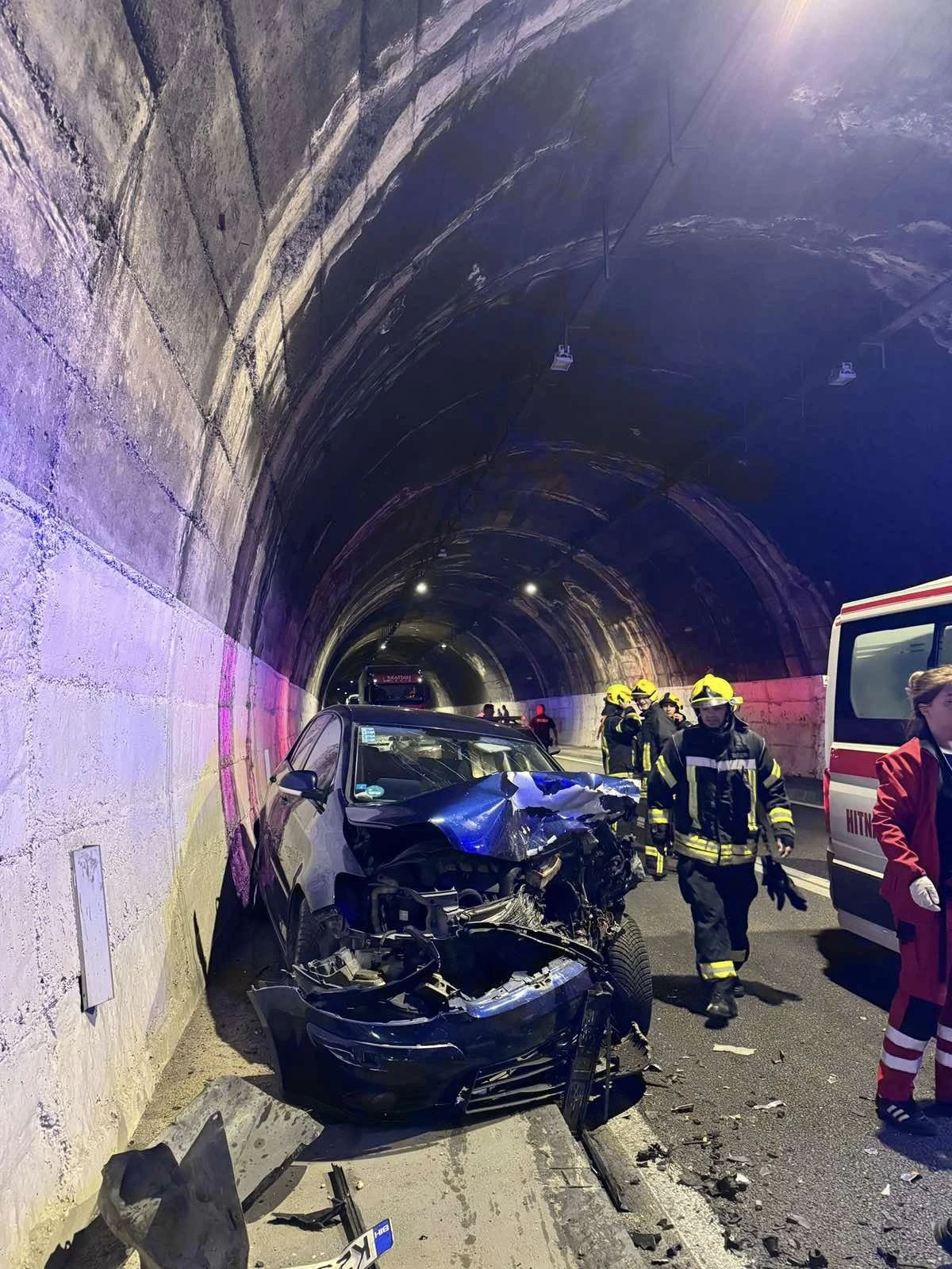 FOTO | Više ozlijeđenih u tunelu Salakovac