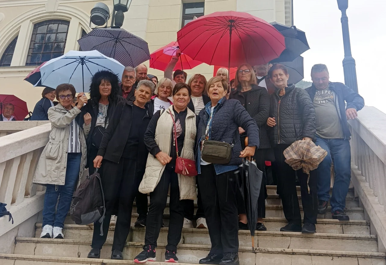 Umirovljenici iz Gruda posjetili Kraljevu Sutjesku