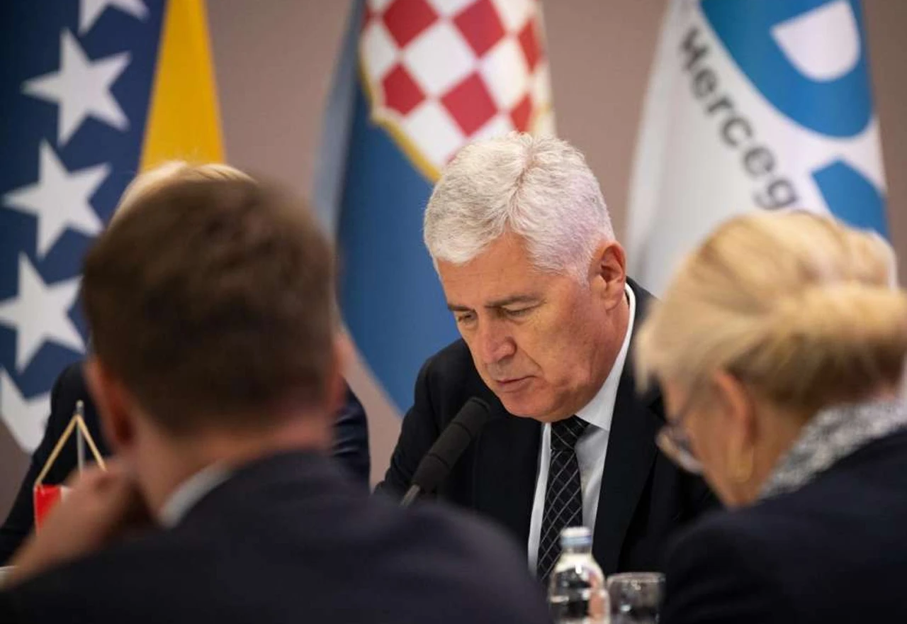 Predsjedništvo HDZ-a BiH: Nastavljamo predvoditi put BiH u EU