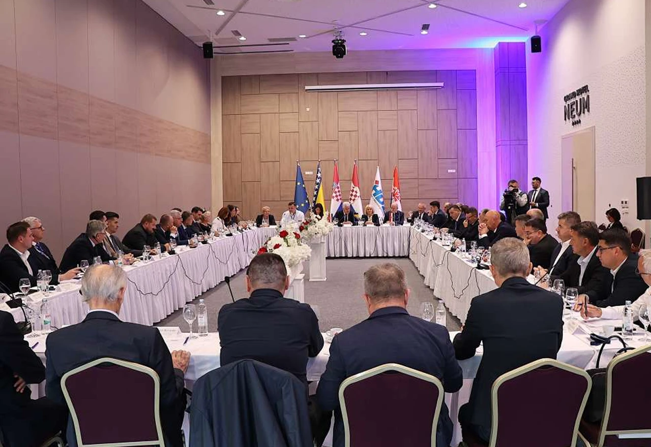 Usmjeriti se na zajedničko strateško djelovanje u pitanjima od nacionalnog značaja