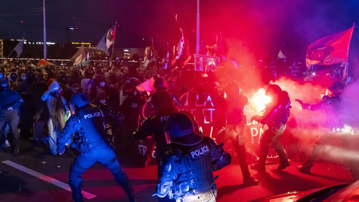 Prosvjedi u Ženevi: Ozlijeđeno pet policajaca