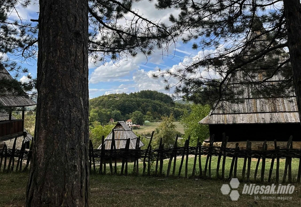 Staro selo Sirogojno
