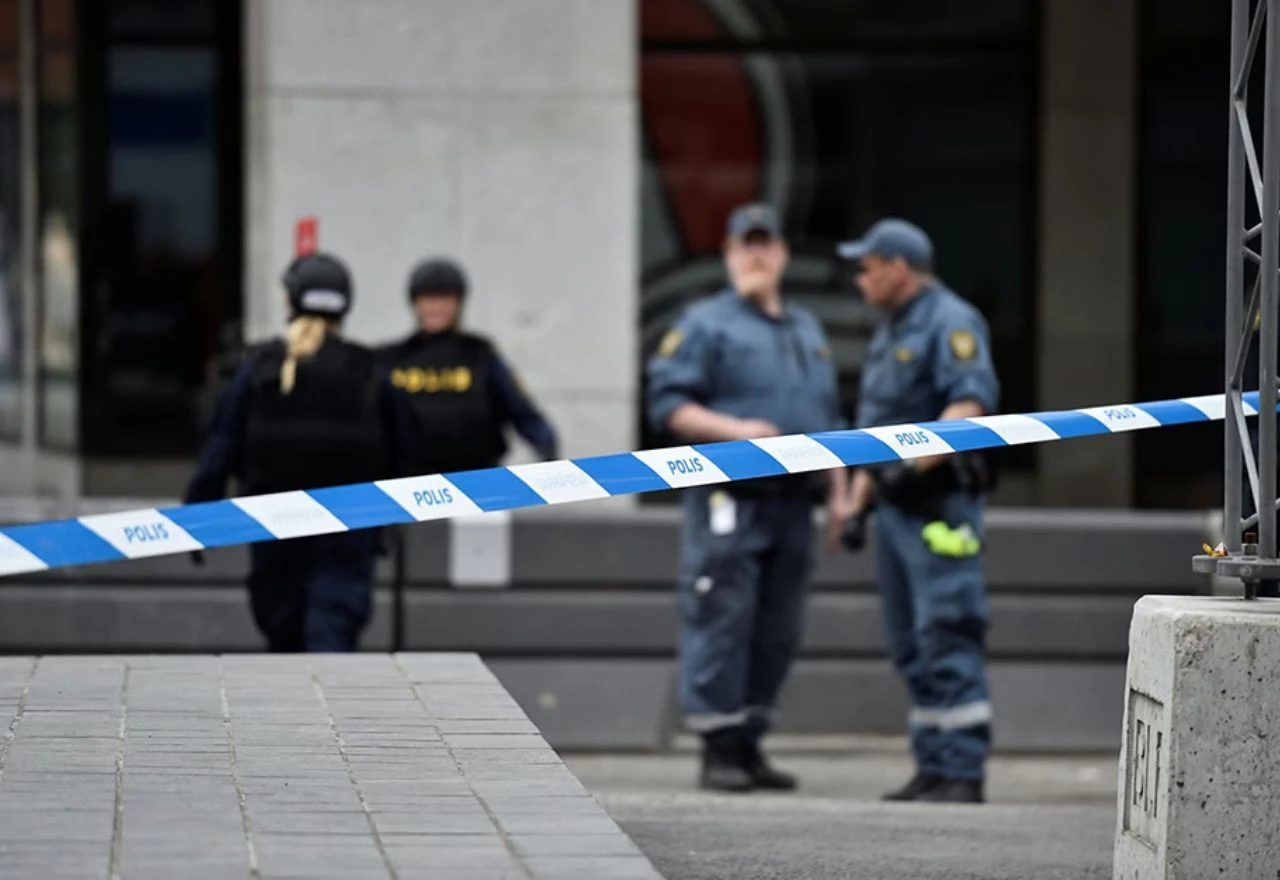 Četrnaestogodišnji dječak upucao šestero maloljetnika