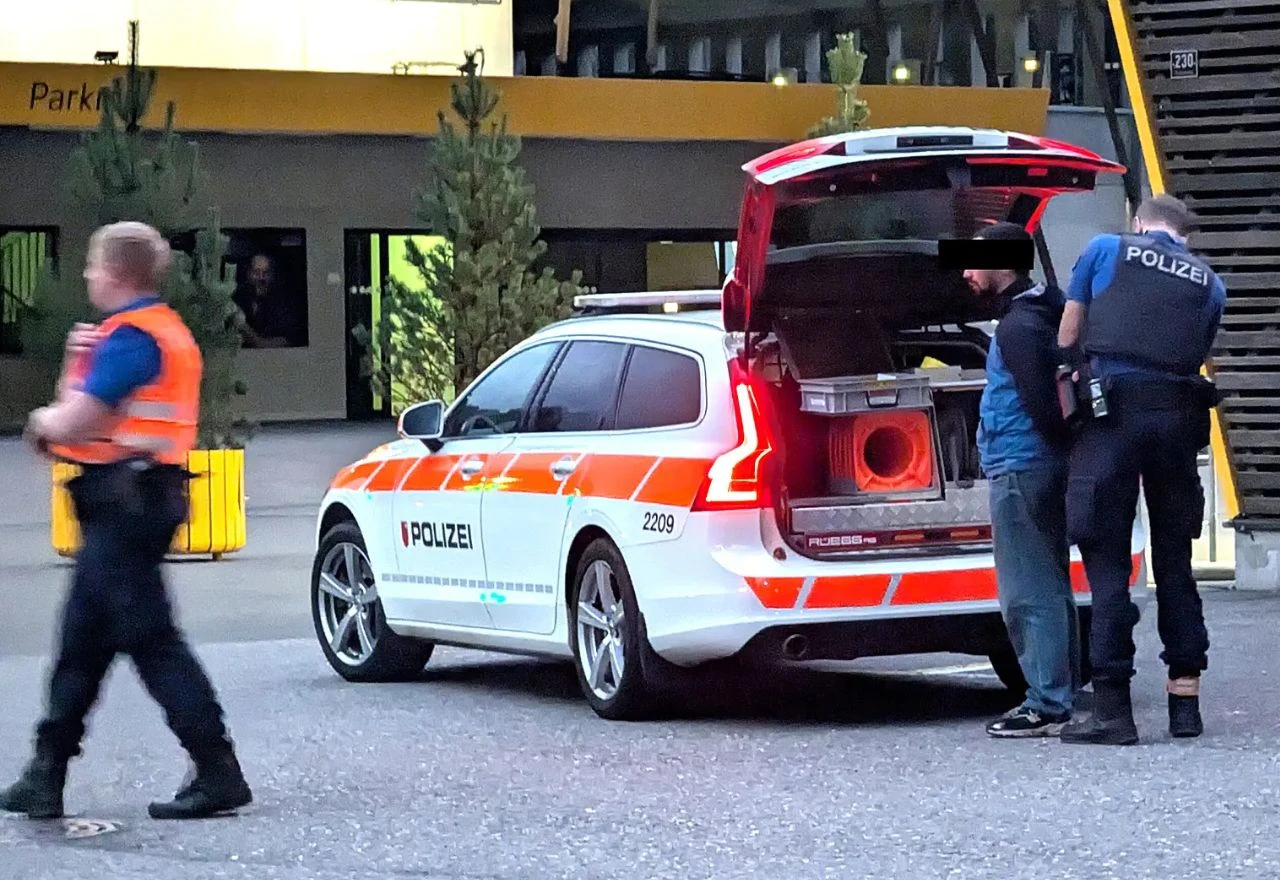 Švicarska policija helikopterom spašavala državljanina BiH s litice, a zatim ga privela