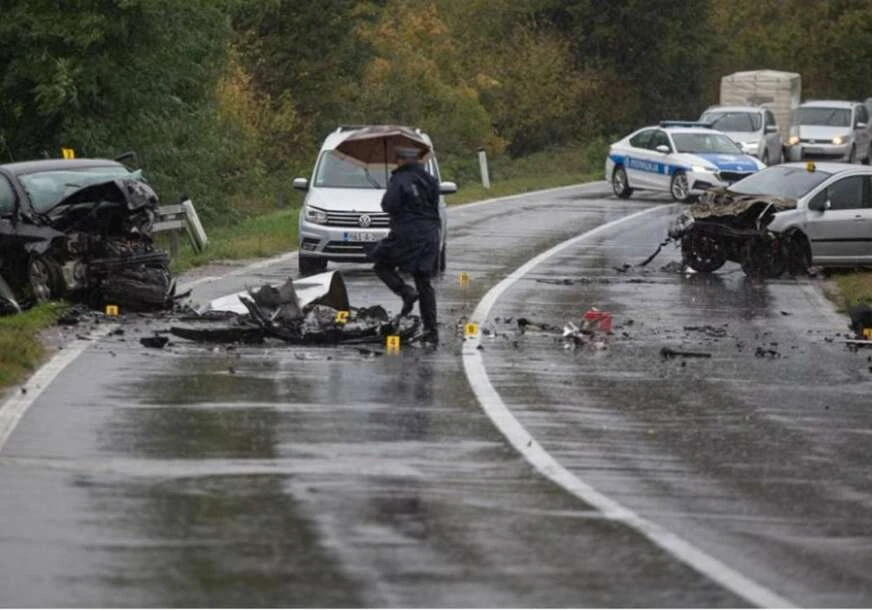 Muškarac smrtno stradao u sudaru tri vozila kod Prijedora