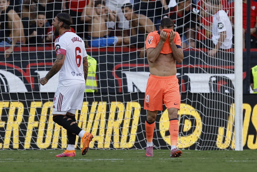Sevilla nanijela težak poraz Barceloni, prvi u sezoni