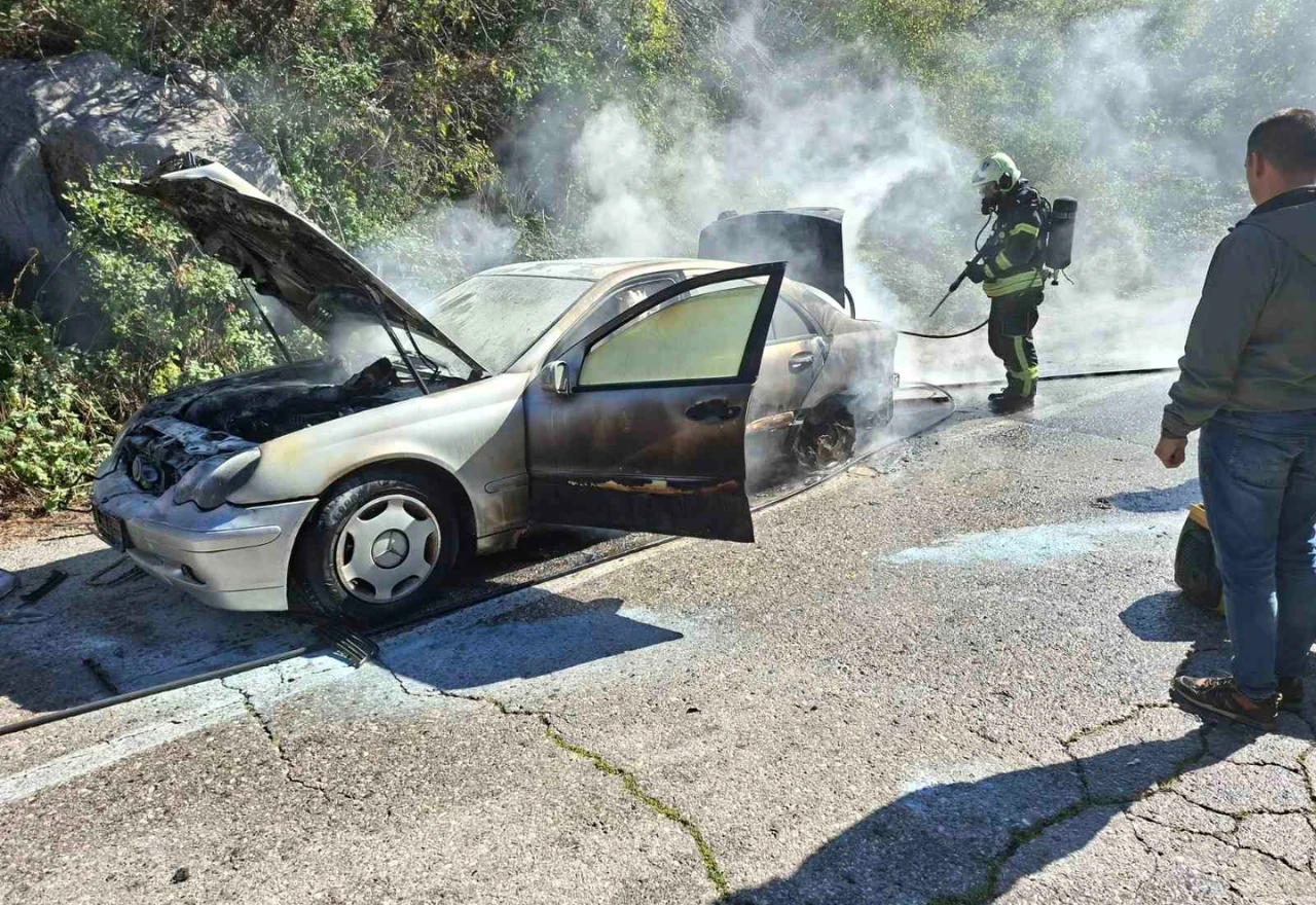 FOTO/VIDEO | Na Gorancima gorio Mercedes