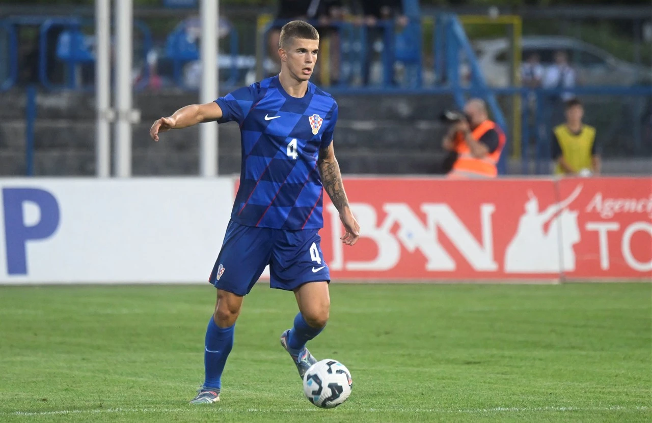 Luka Vušković proglašen je najboljim mladim igračem rujna u Bundesligi