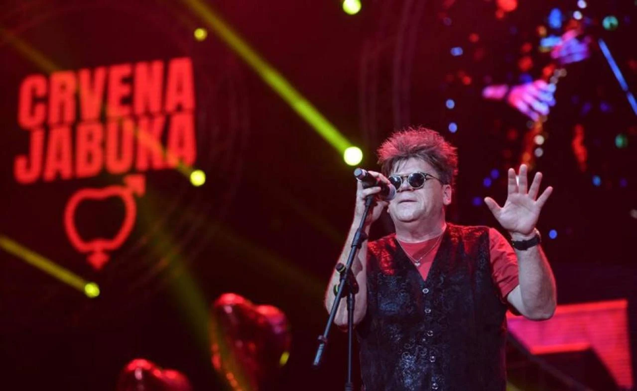 Crvena jabuka odgodila koncert zbog smrti Halida Bešlića