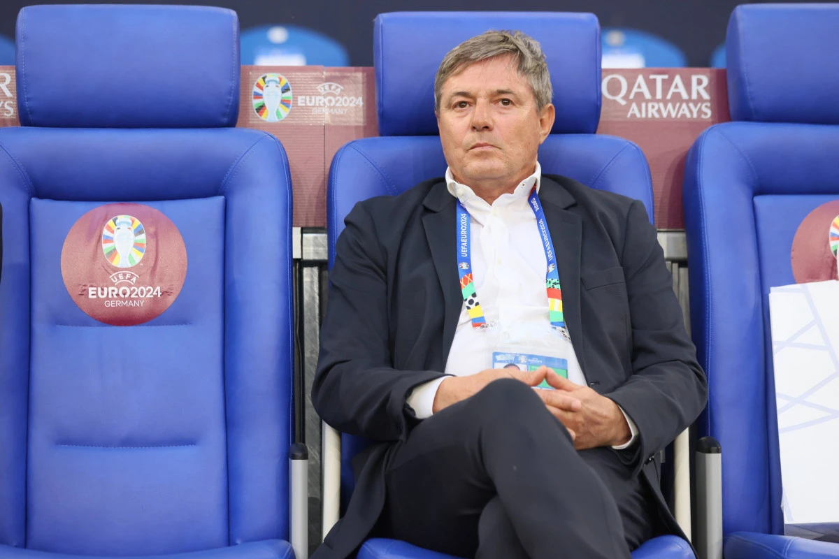 Ivan Ivanović Piksiju: Igraš za stranku, bijedniče, ne za narod
