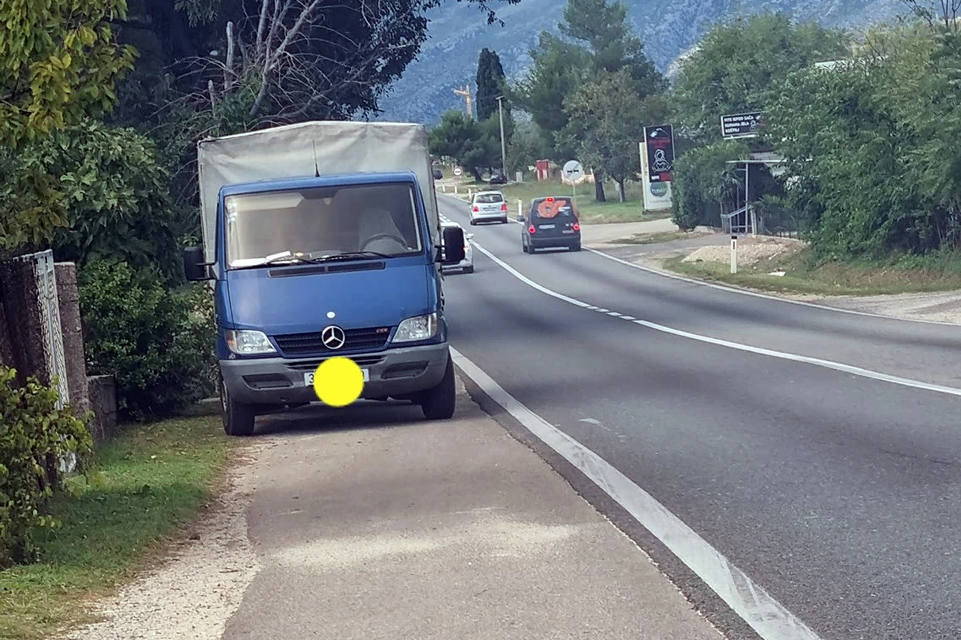Mještani Bune traže izgradnju bankine kako bi djeca mogla sigurno ići u školu