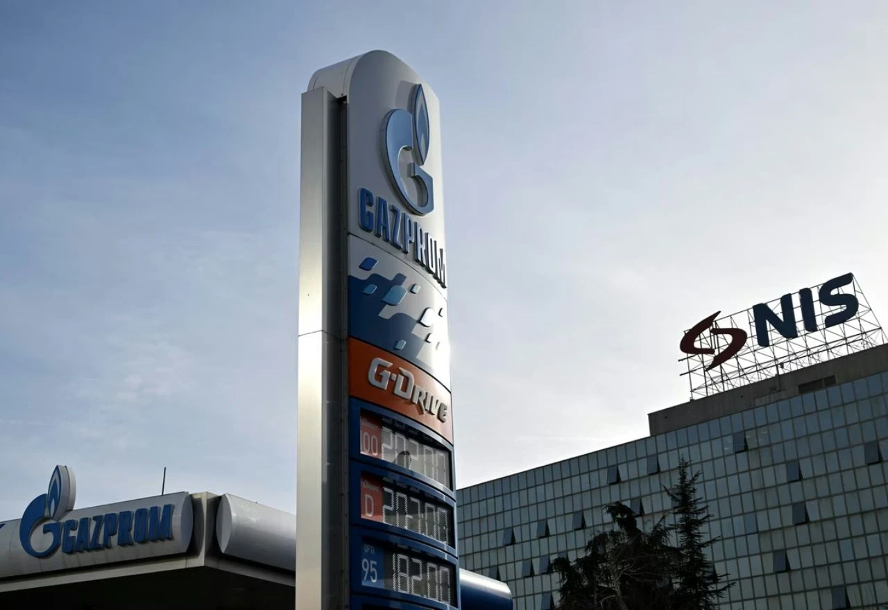 Počela primjena američkih sankcija NIS-u: Na Gazprom pumpama plaćanje samo gotovinom