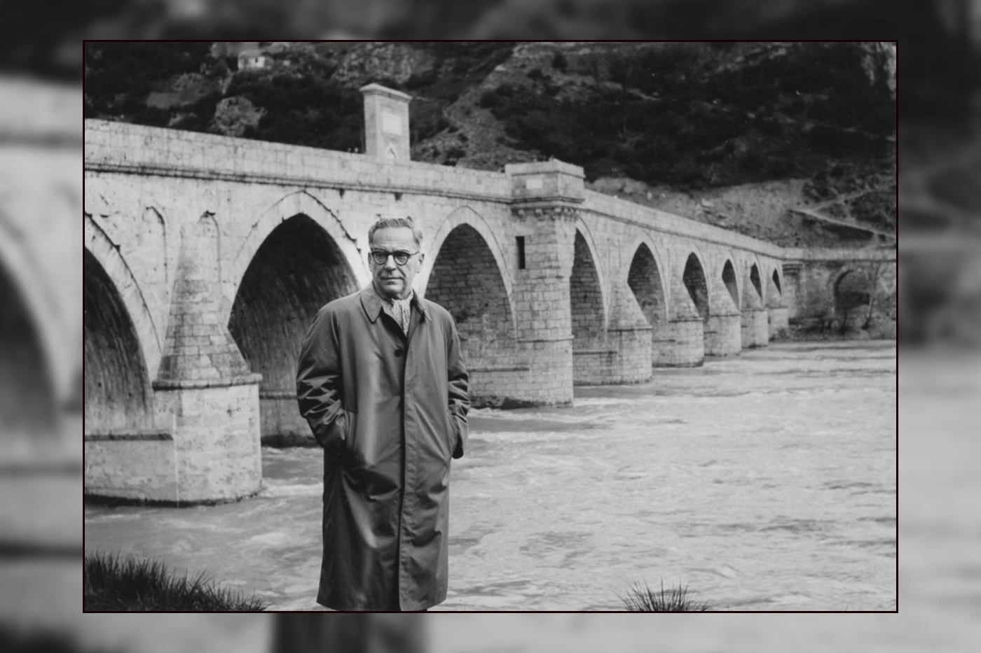 Nobelovac epske snage kojom oblikuje motive iz povijesti svoje zemlje
