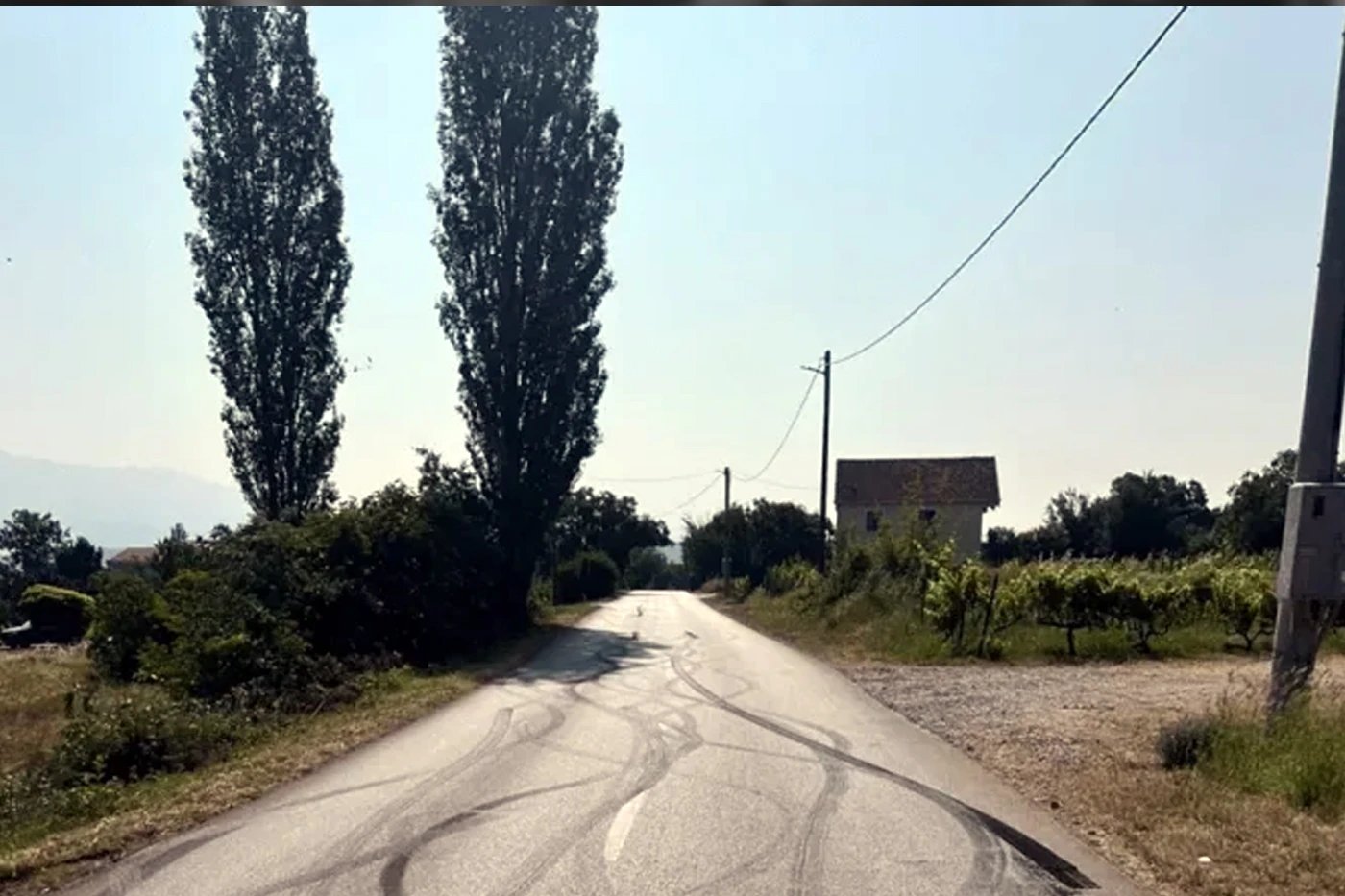 Dvoje ozlijeđenih u Ljutom Docu, autom sletio s ceste