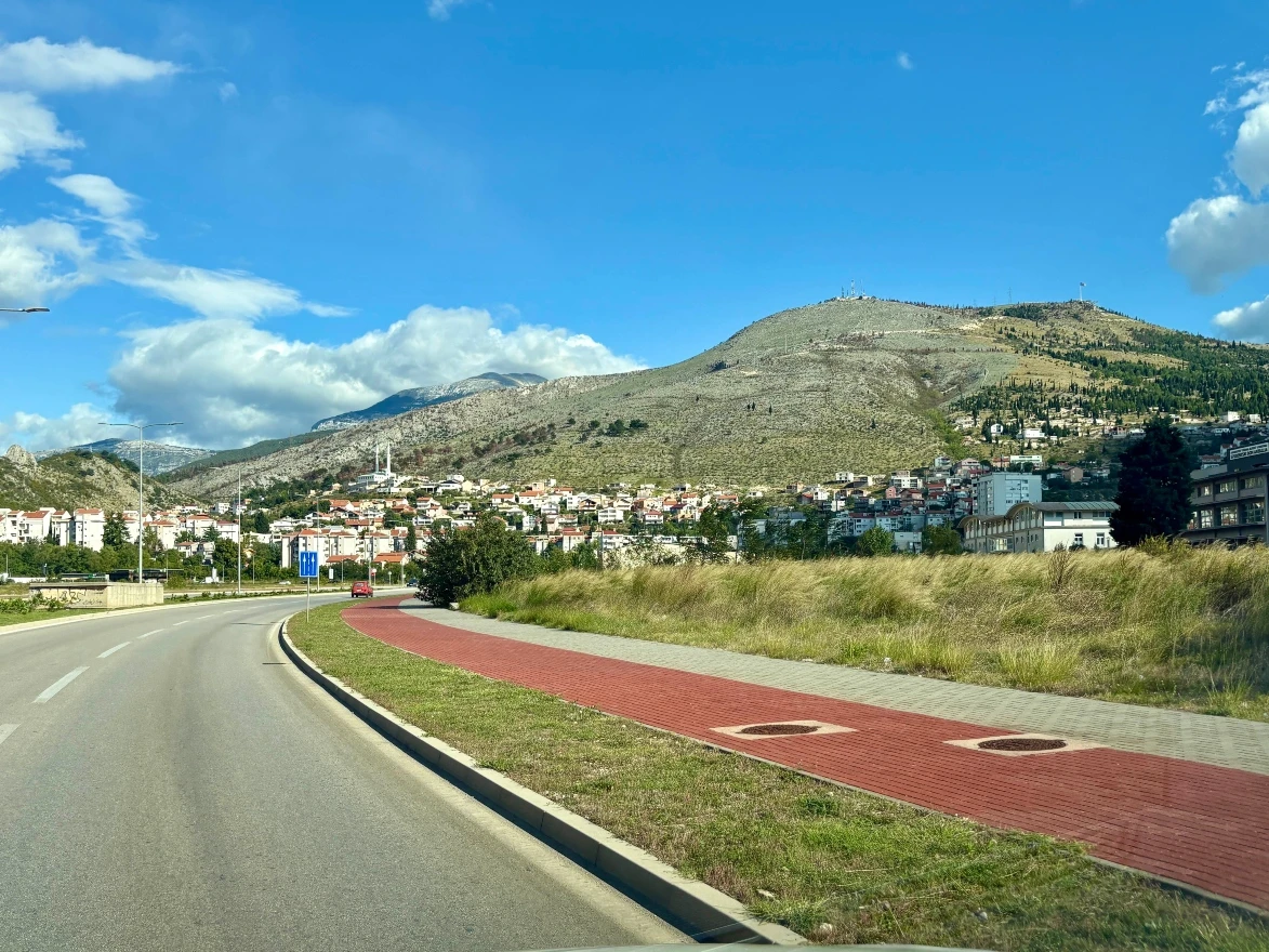 FOTO: Prošao rujan, prolazi listopad - stabla u Sjevernom logoru ne niču
