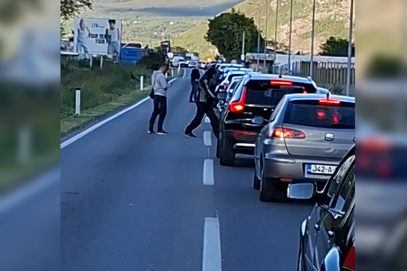 Troje ozlijeđenih u prometnoj nesreći kod Mostara