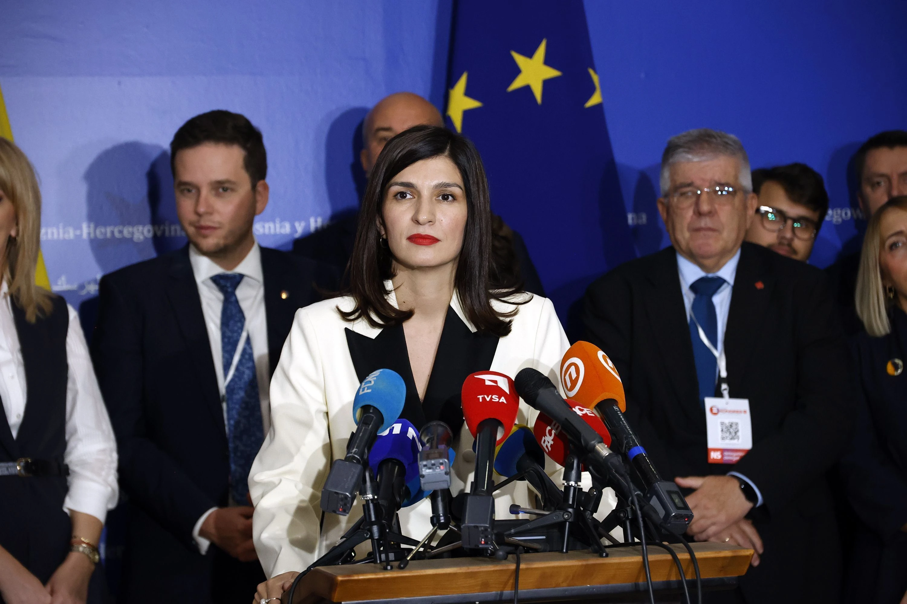 Sabina Ćudić Dodiku: Srozao si Republiku Srpsku, tvoj savez s Čovićem je politička prostitucija