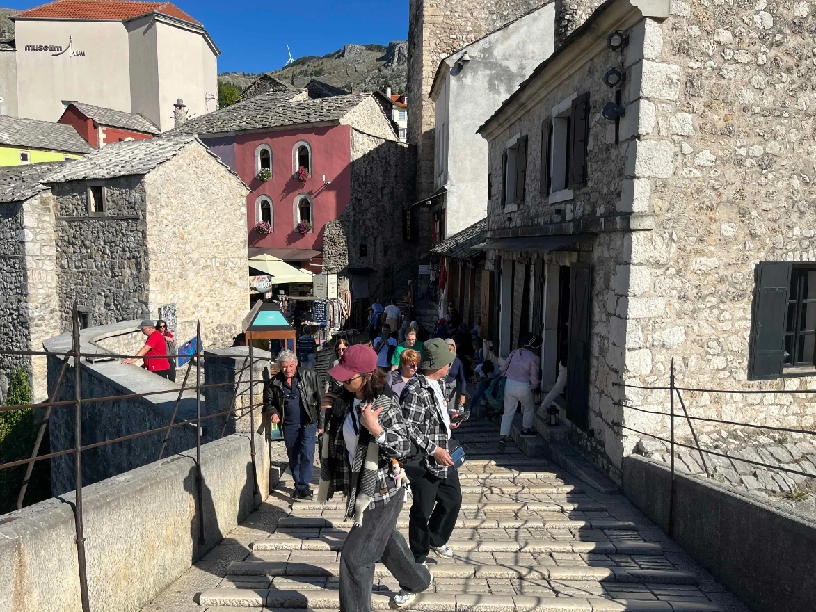 Sunčani Mostar pred kišnim vikendom: Stižu obilne padaline krajem tjedna