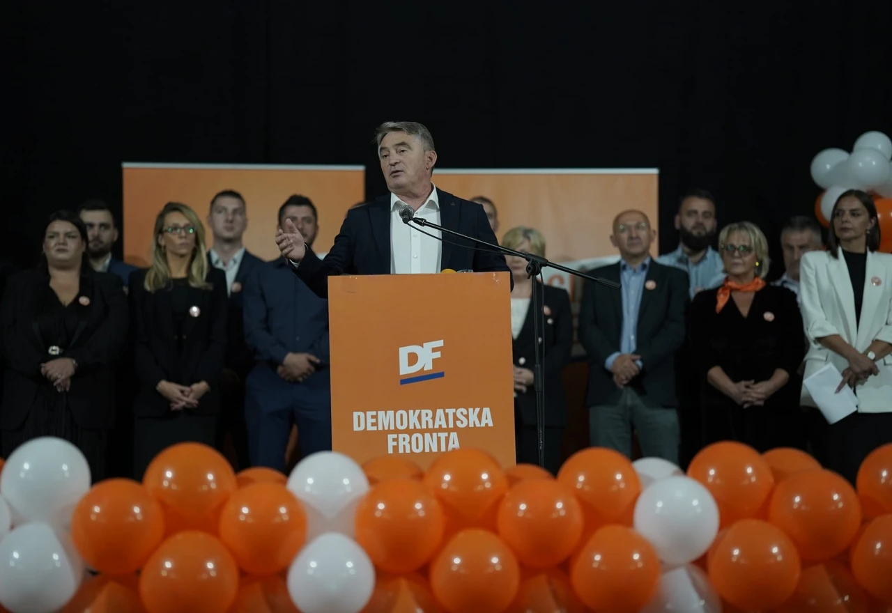Nastavlja se obračun Trojke i DF-a oko imenovanja pregovarača za EU